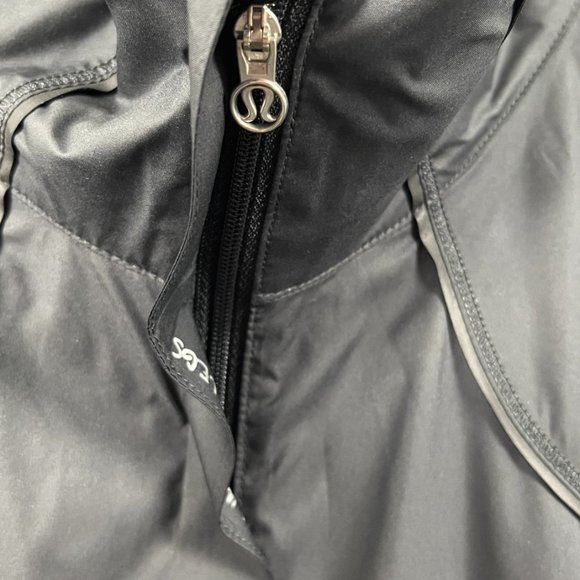 NWT LULULEMON REFLECTIVE SPORTS SLIM FIT JACKET 6 - Picture 5 of 12